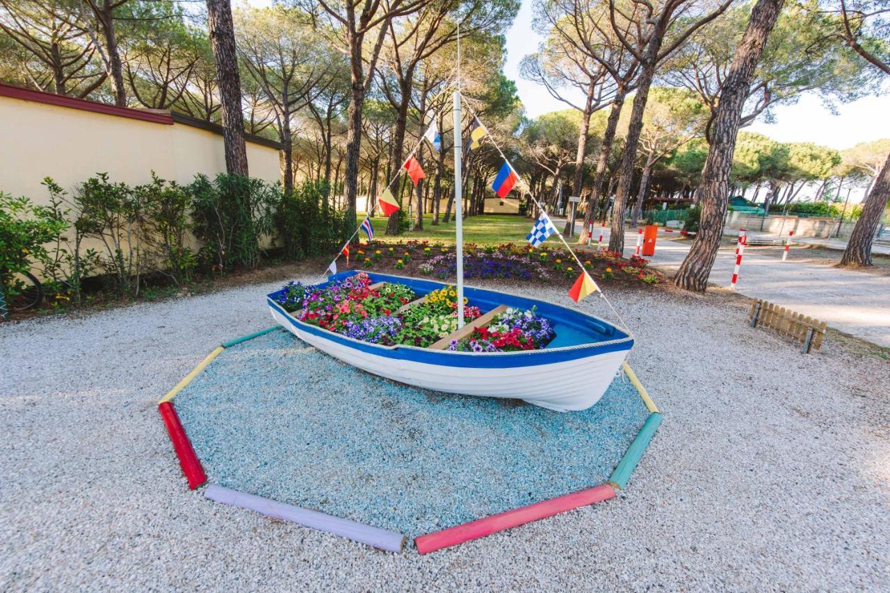 Camping Arcobaleno Marina Di Bibbona Ngoại thất bức ảnh